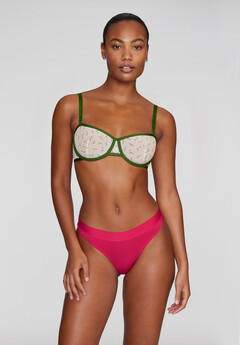 Former Free People and Blackstone Staffers Launch Cuup Bra Brand